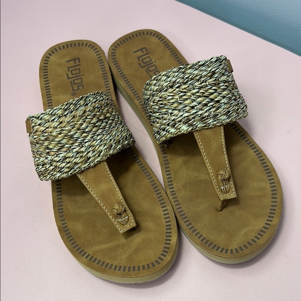 Blonde Woven Strap Thong Sandals - Olivaceous Brown